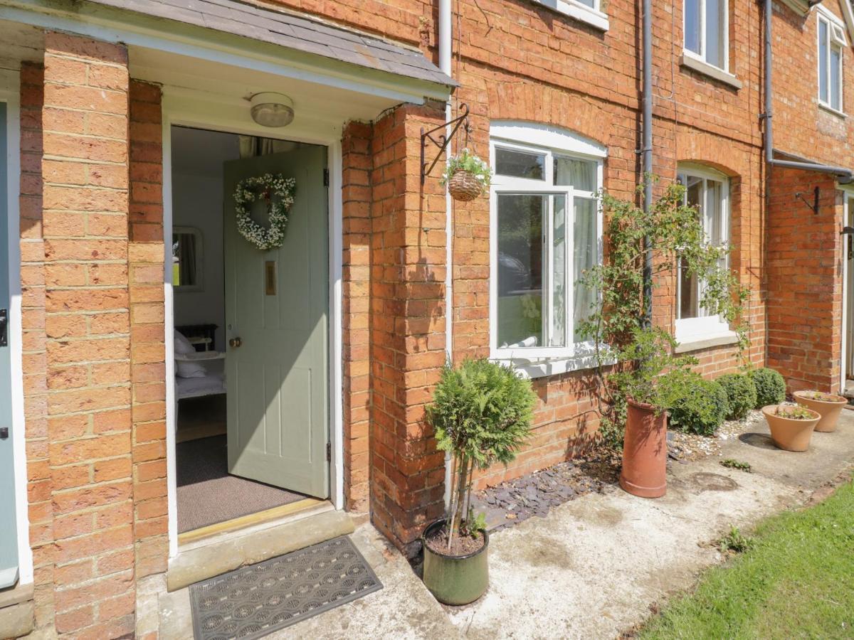 Meadow View Villa Banbury Exterior photo